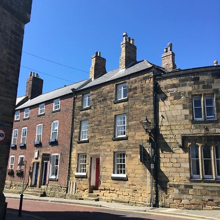 Castle Retreat - Luxury Apartment Opposite Alnwick Castle ภายนอก รูปภาพ